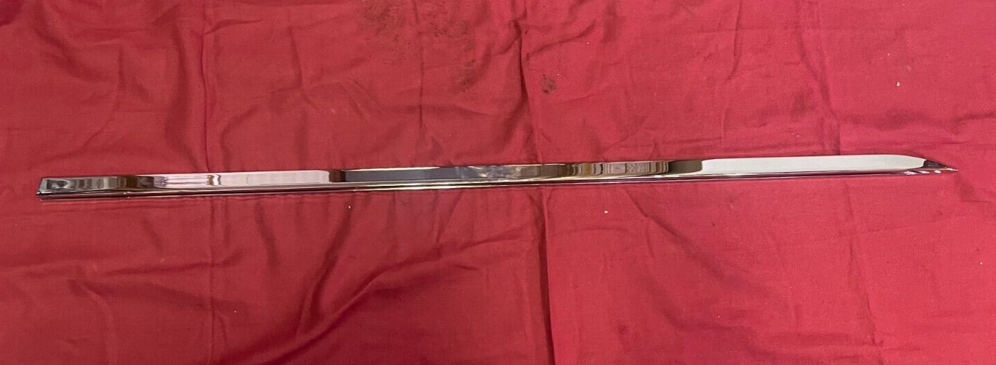 Kenworth W900  41" Grille Bar