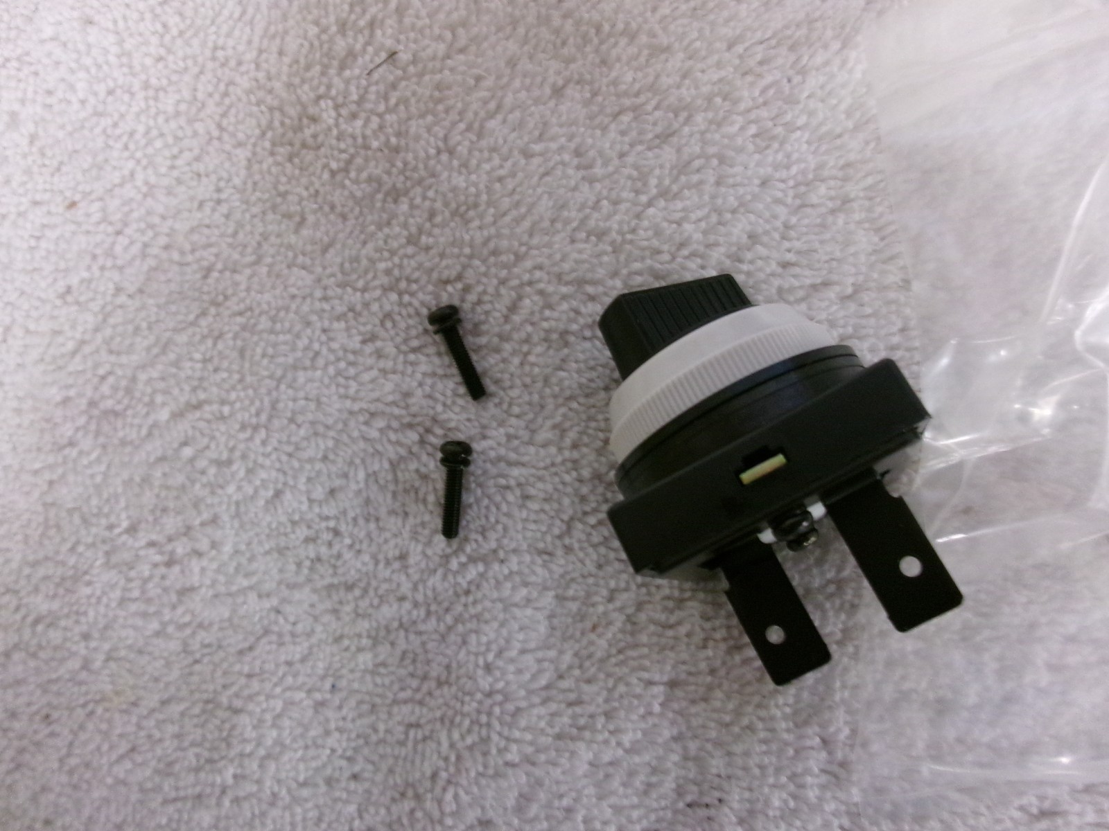 NIB SMC Selector Switch VM-34CB