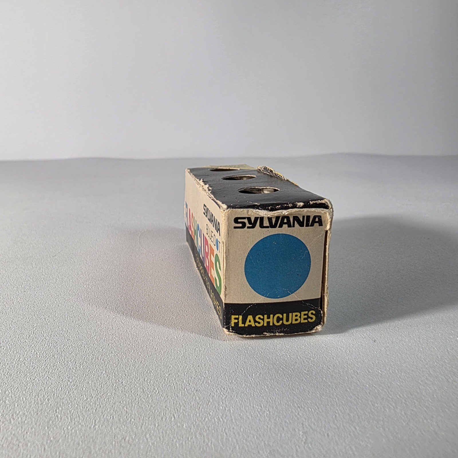 SYLVANIA FLASH CUBES Blue Dot Type 3 Pcs 12 Flashes - Open Box