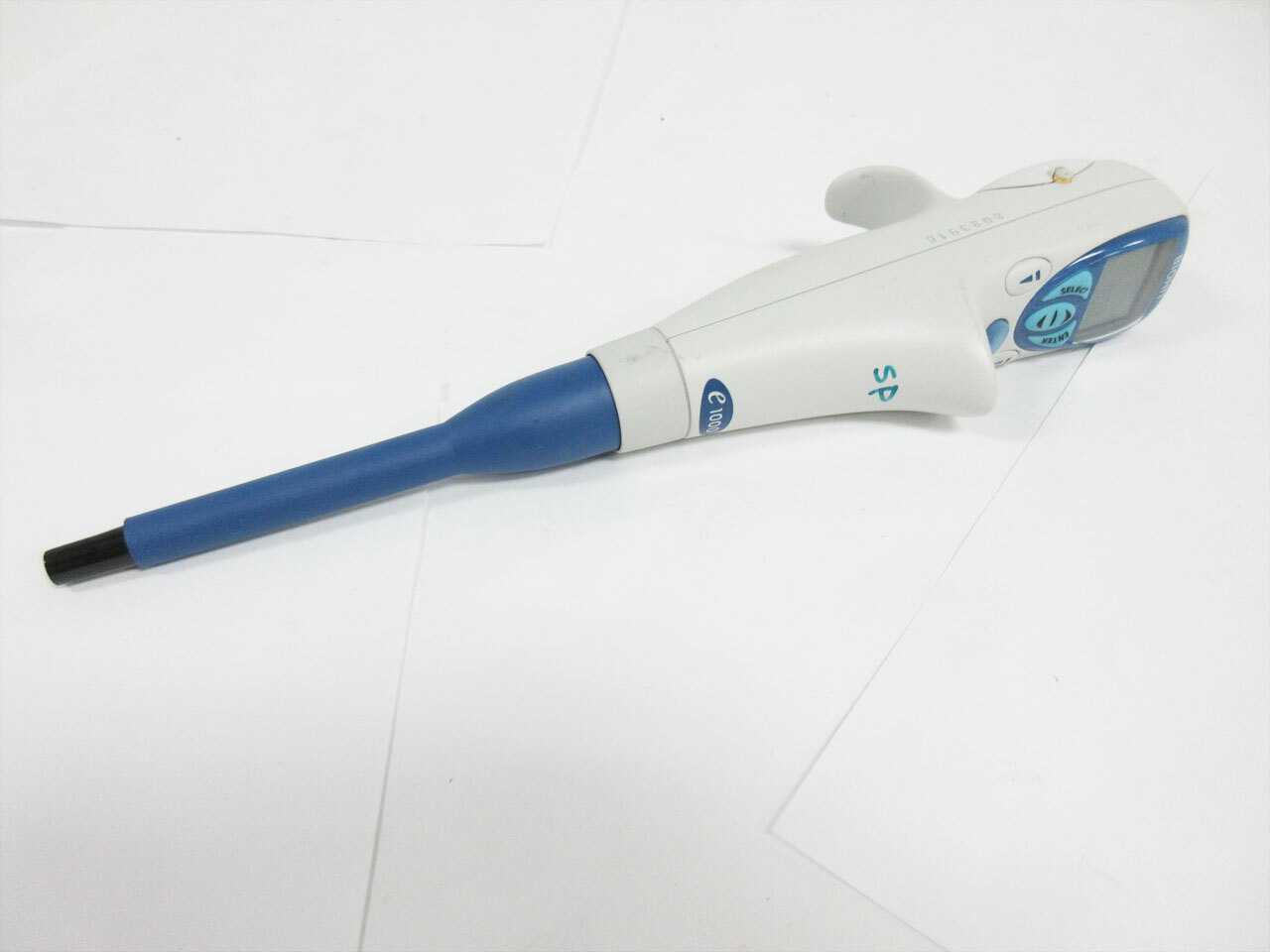 BIOHIT e1000 50 - 1000 uL ADJUSTABLE PIPETTE PIPET DIGITAL ~ I