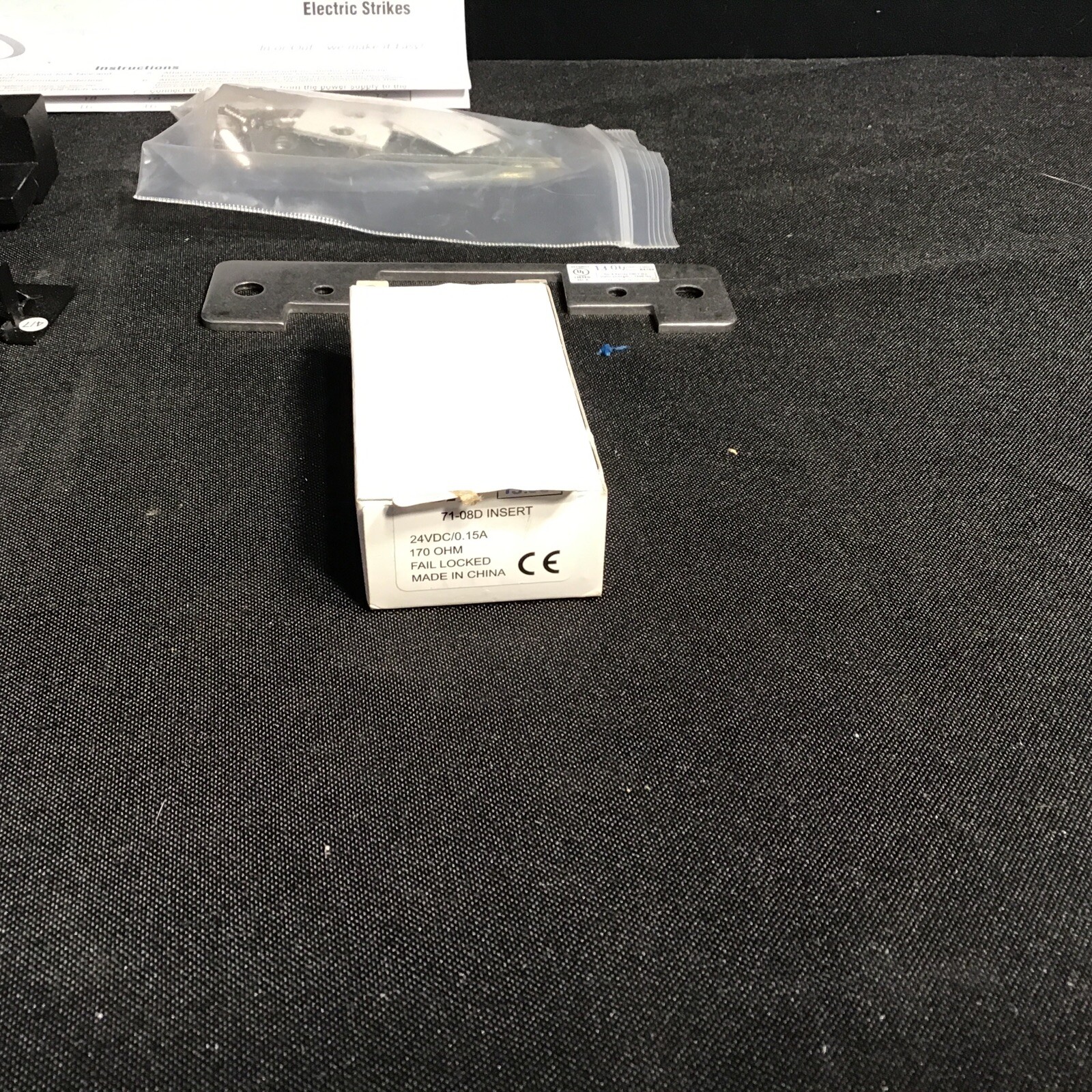 RCI 7104X08DX32D Radius Corner Faceplate Fail Secure 24VDC *KB*