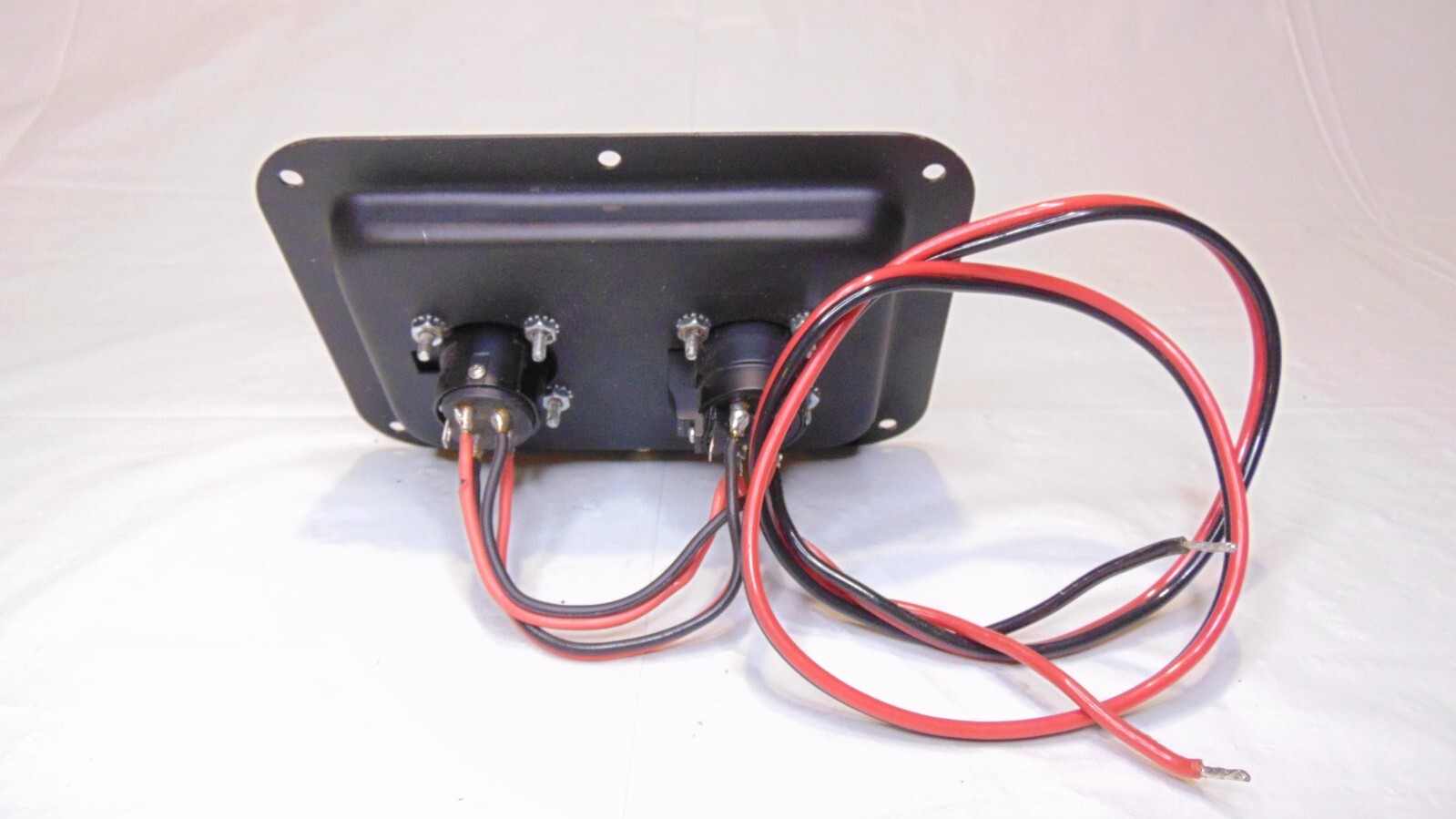 Subwoofer Speaker Connection/ link box large