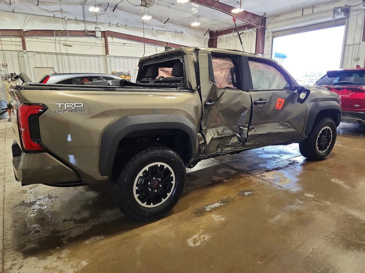Air Shutter Fits 24-26 TACOMA 2157097