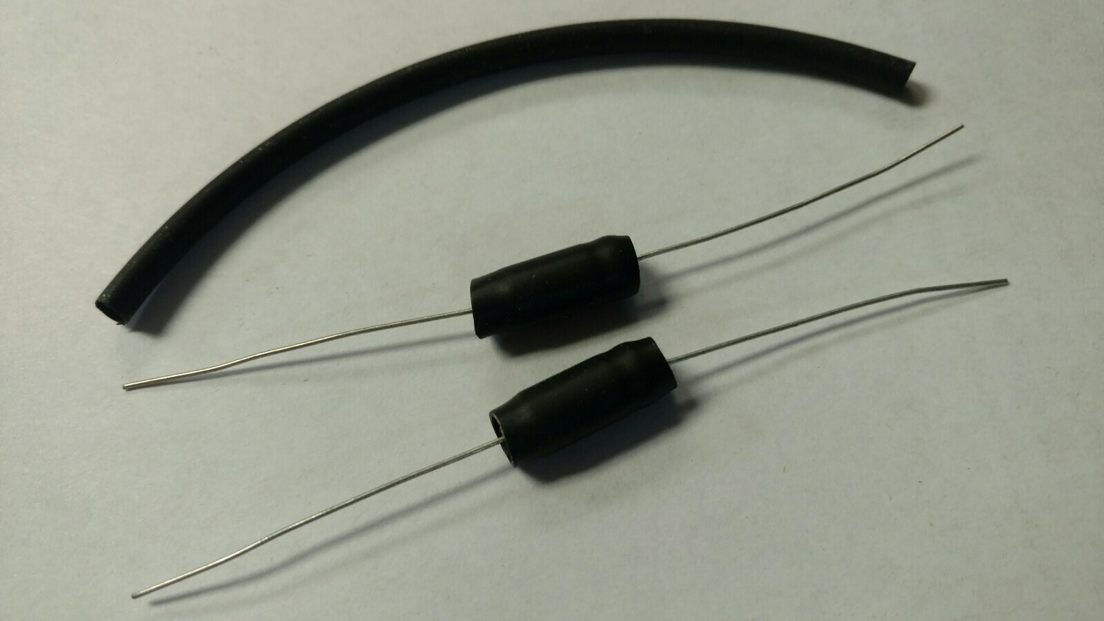 Pair of In Line Speaker Bass Blocker Blockers 12000 Hz @ 4 OHM / 6000 Hz @ 8 OHM