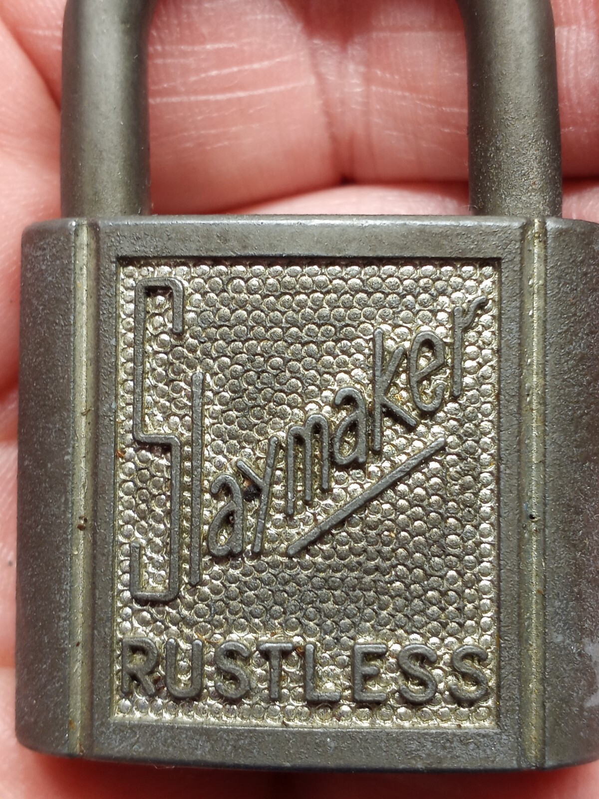 Vintage SLAYMAKER RUSTLESS PADLOCK USA --- NO KEY ---