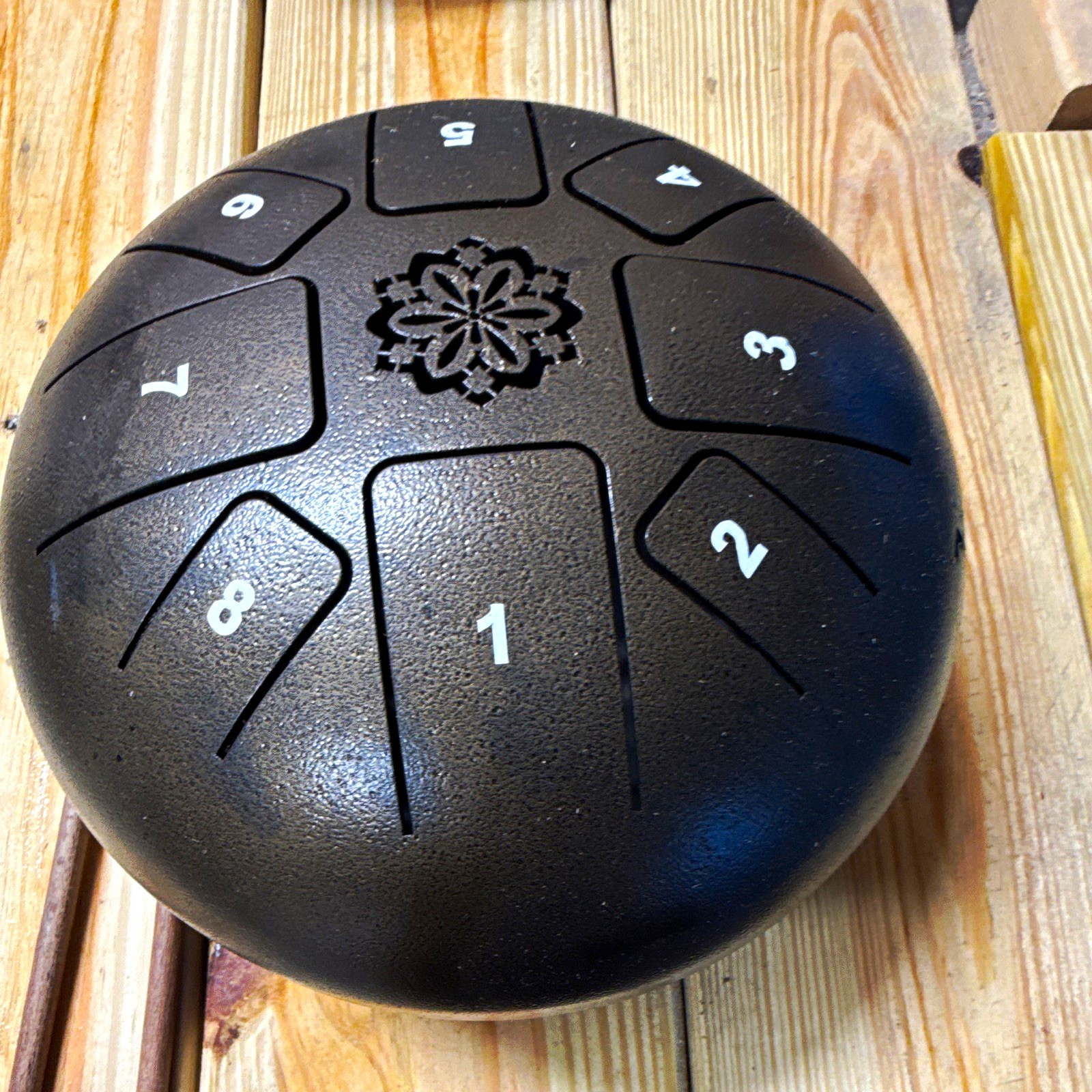 Black Metal Tongue Drum 8 Note Analog Slit Drum Includes Mallets