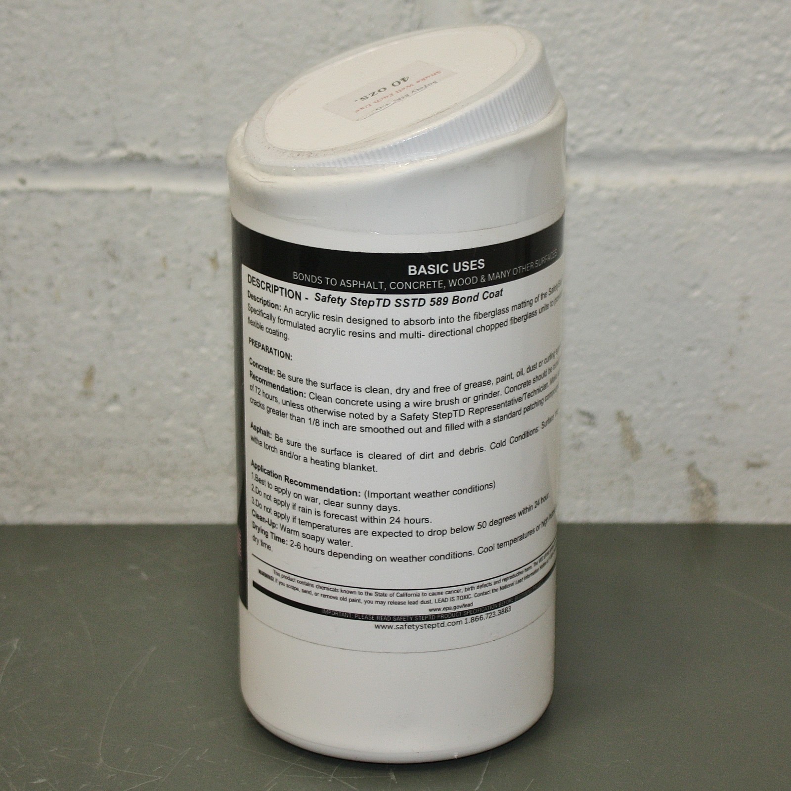 CRUSHED - (3) SSTD Construction Adhesive SSTD5893200, SSTD-589, 1 qt, Acylic