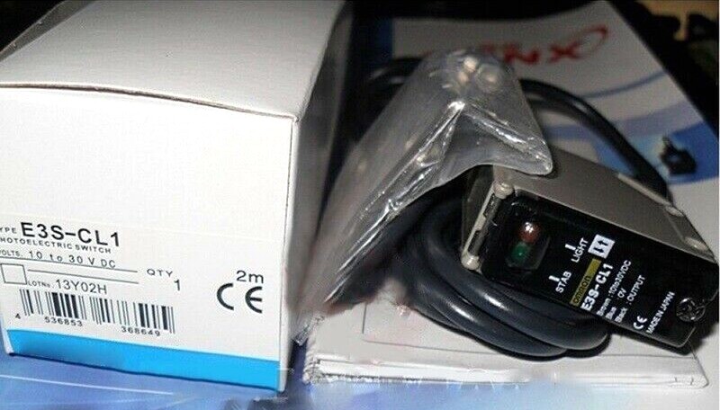 1PC OMRON E3S-CL1 E3SCL1 Photoelectric Switch New in Box NIB Free Ship