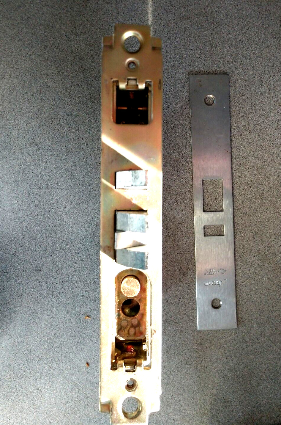 ARROW LOCK USED B17 CLASSROOM BODY AND SCALP ONLY US26D HANDED RHR