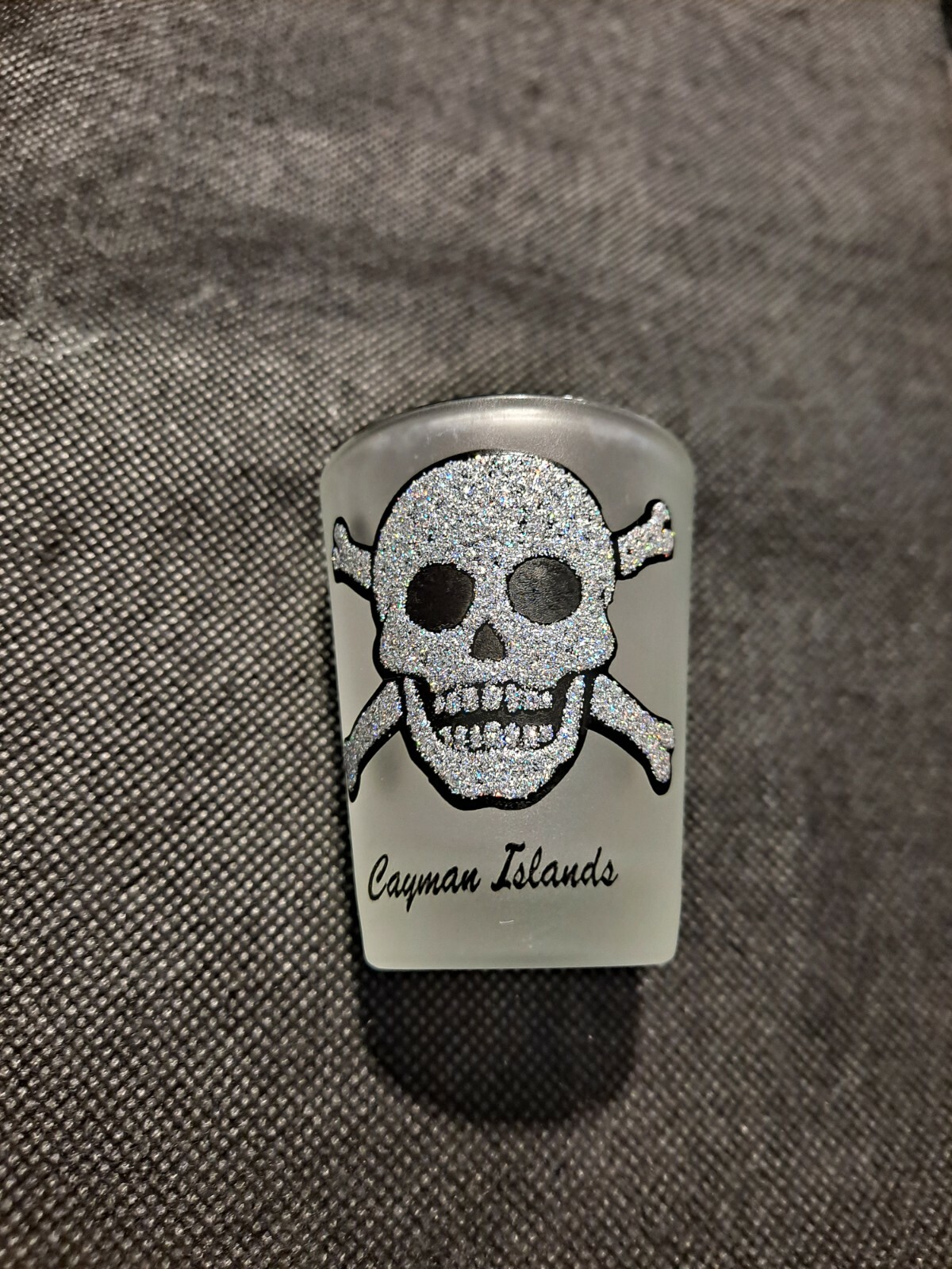 GIFTCORP CAYMAN ISLANDS SHOT GLASS!   e4106UXX