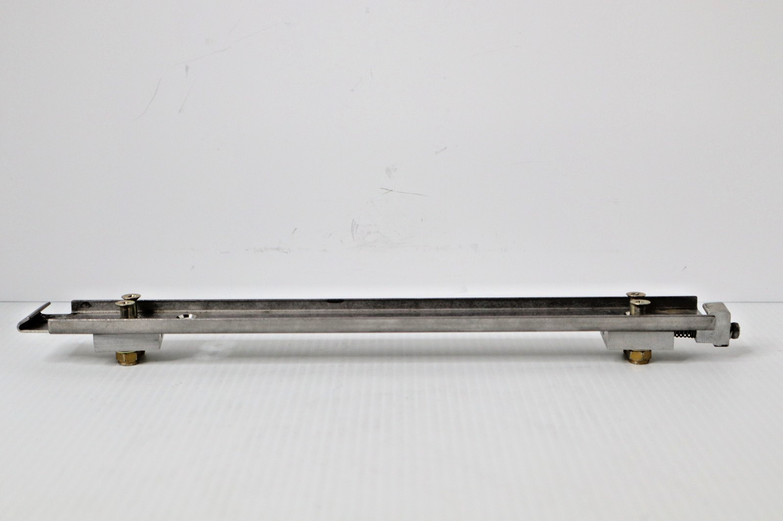Bendix King 047-4219-01 Avionics Mount Tray