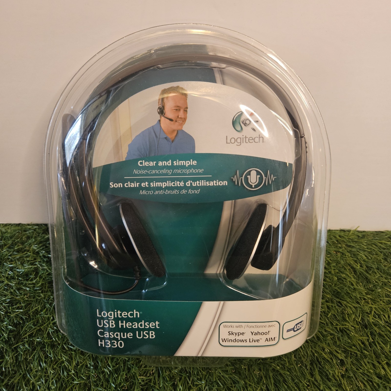 New Logitech H330 Headband USB Headset Noise Canceling With Microphone Black
