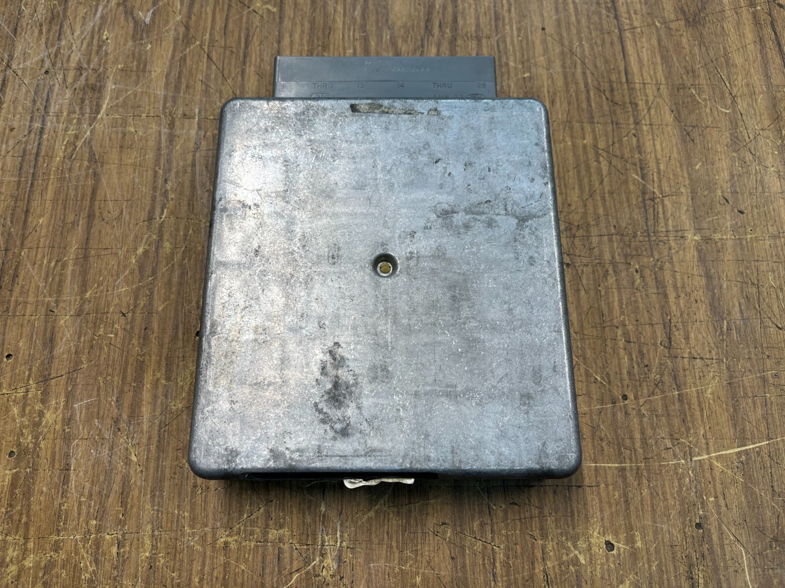 Ford Falcon AU V8 SEDAN 1999 AUTO WTHD Engine ECU Computer WR2T-12A650-HD