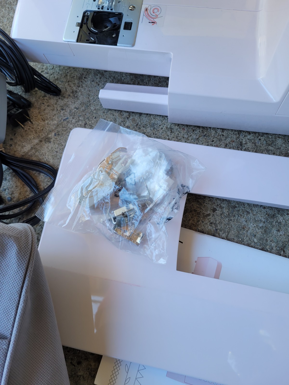 EverSewn Celine Computerized Sewing Machine -Professionally Serviced and Ready!
