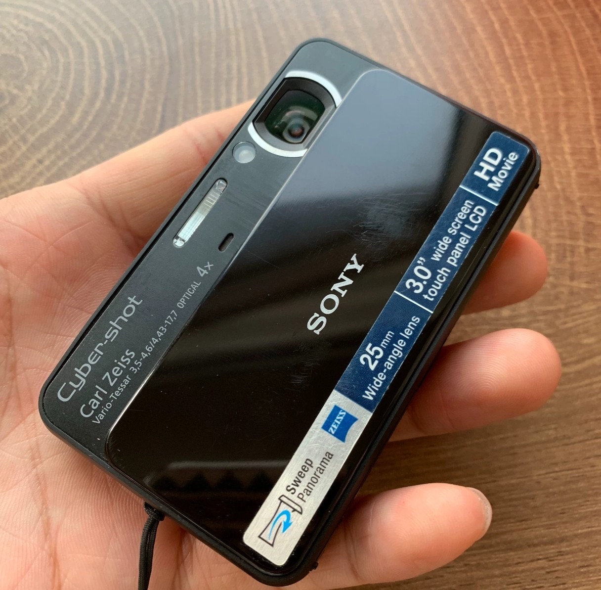 SONY Digital Camera DSC-T110 16.1MP Cyber Shot 4x Optical Zoom Black w/battery