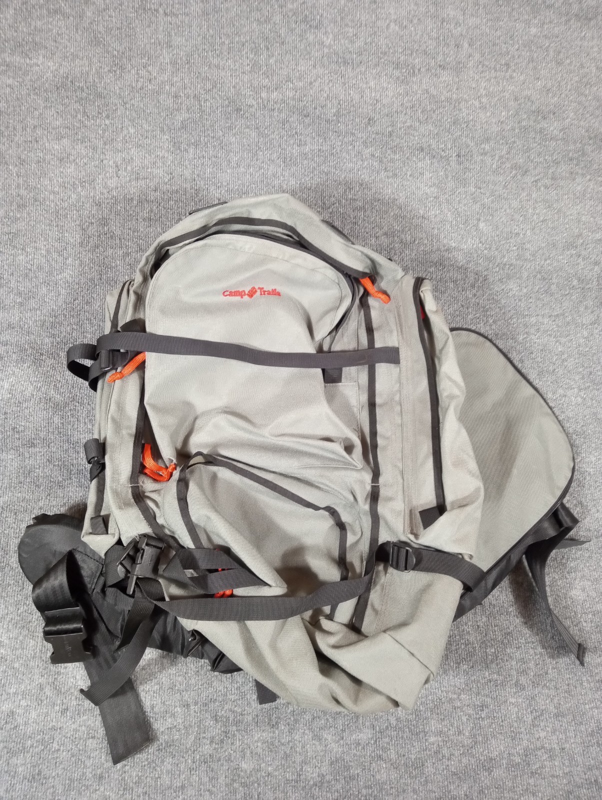Camp Trails Vintage Internal Frame Extra Large Hiking/Camping Backpack Gray