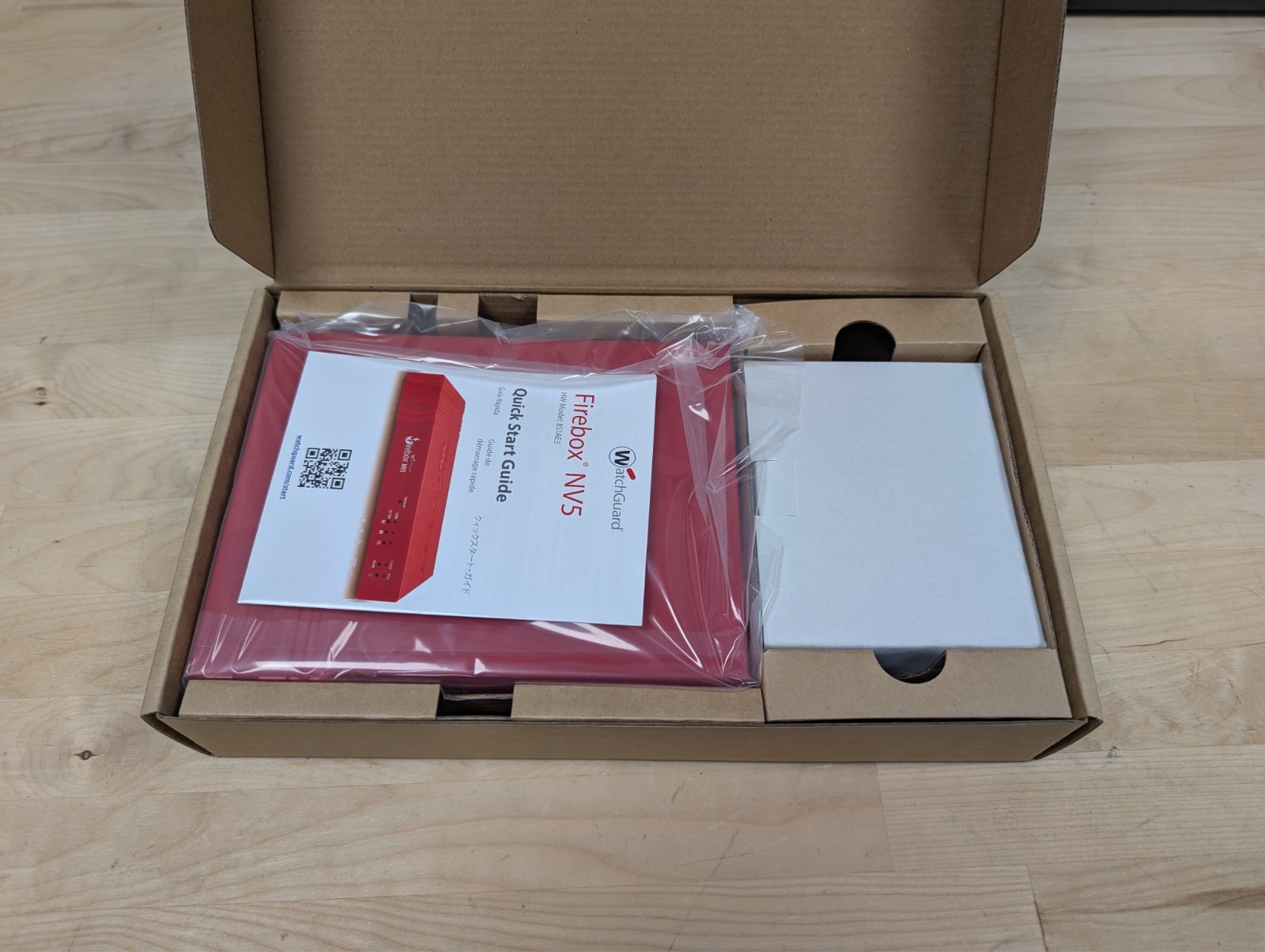 WATCHGUARD FIREBOX NV5 WITH 5-YR STANDARD SUPPORT (WGNV5005)