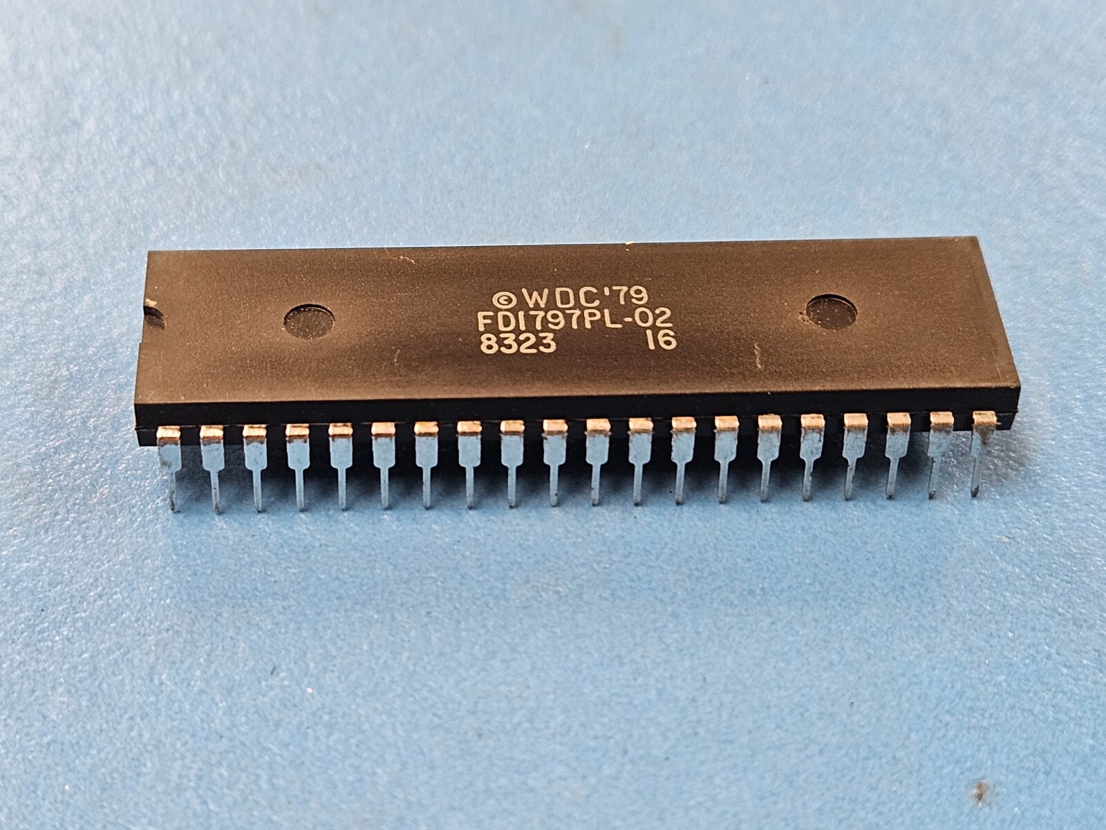 (1 PC) FD1797PL-02 FLOPPY DISK FORMATTER/CONTROLLER PDIP-40