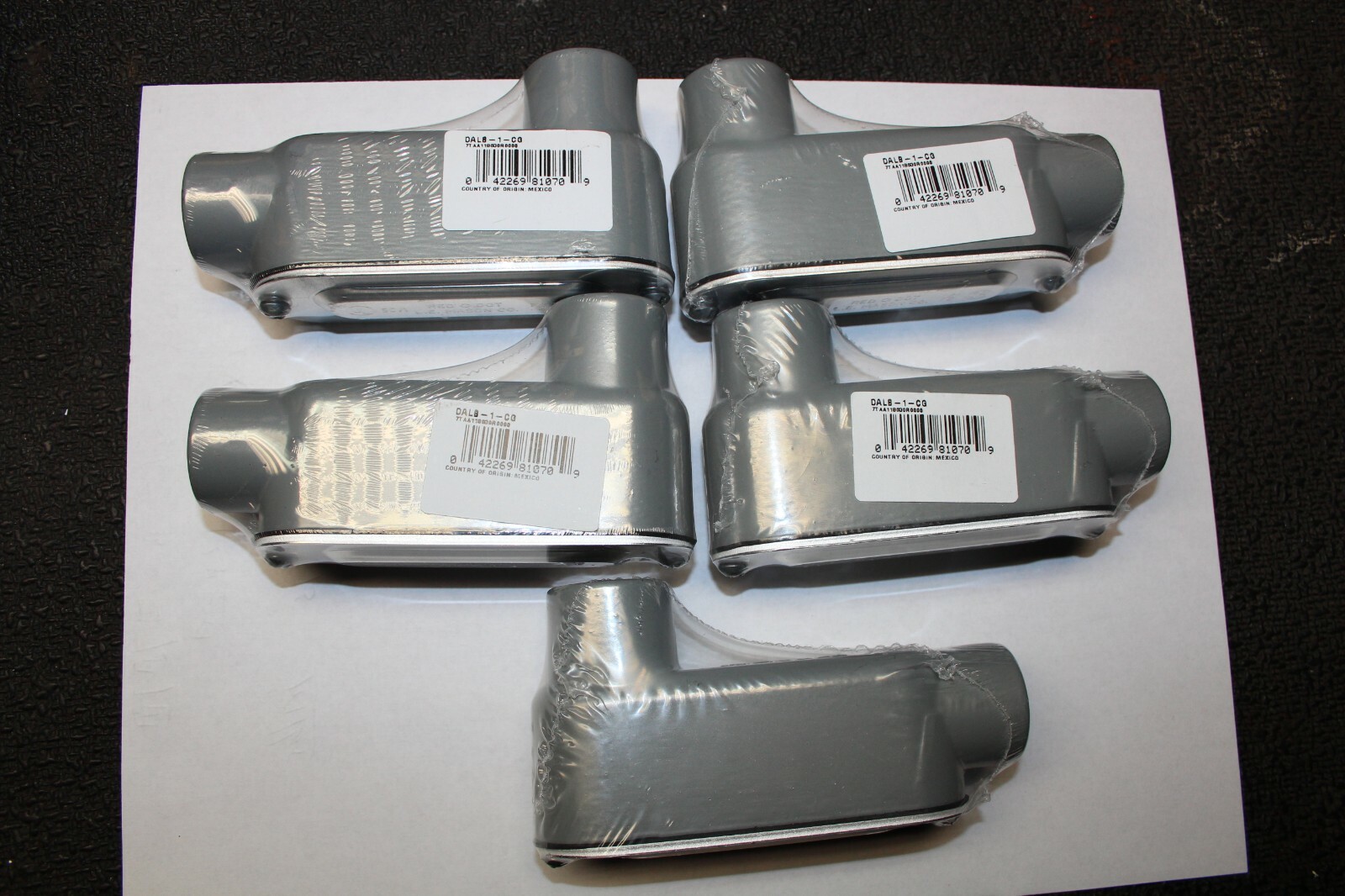 Thomas & Betts Red Dot DALB-1-CG 1/2" Die Cast Aluminum Conduit 5pcs LOT