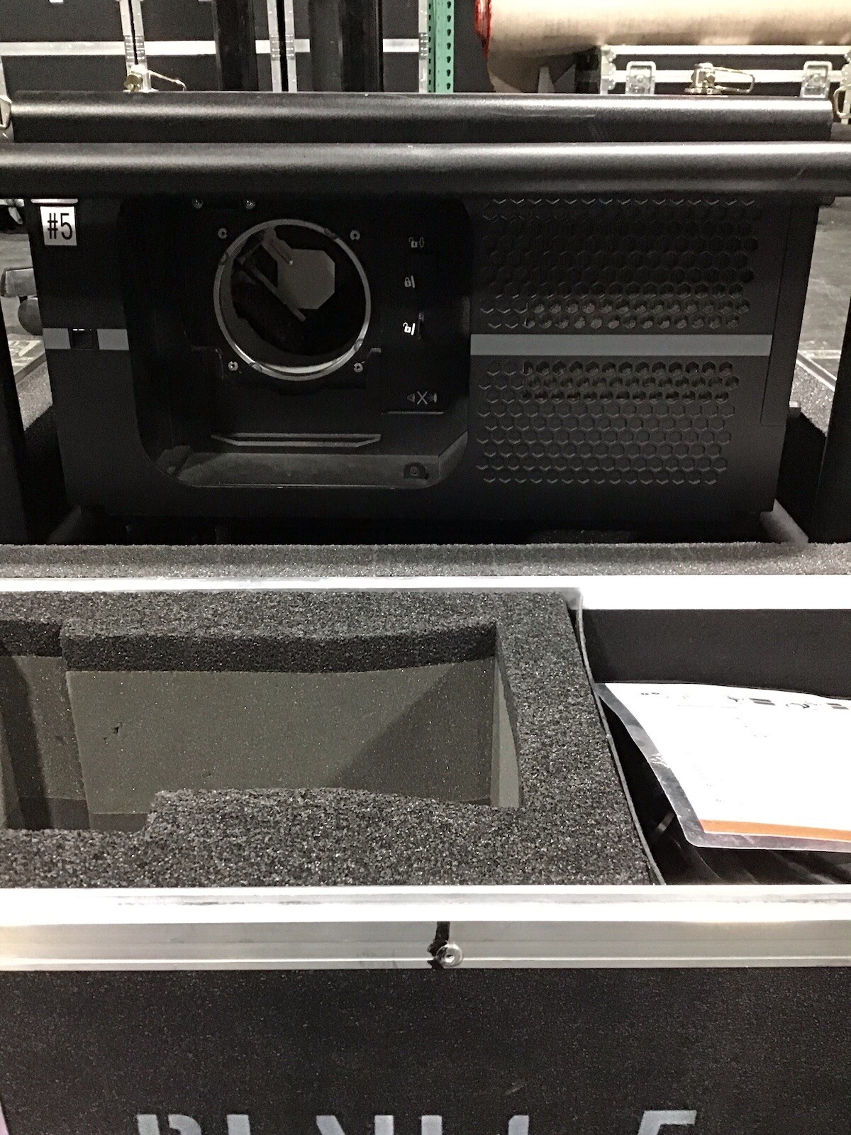 BARCO RLM-W14