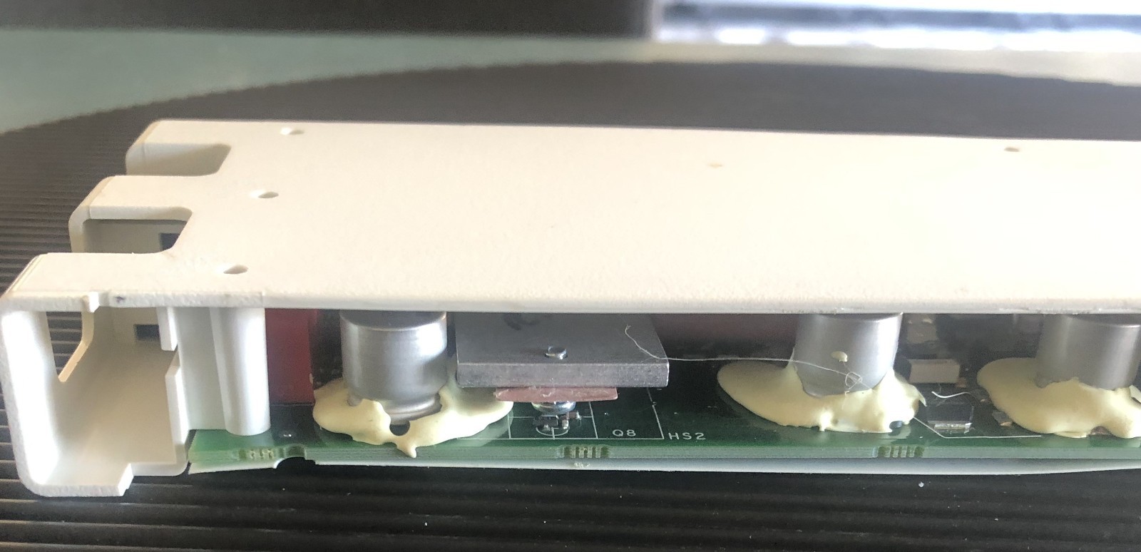 LINEAGE POWER QS982A - POWER SUPPLY