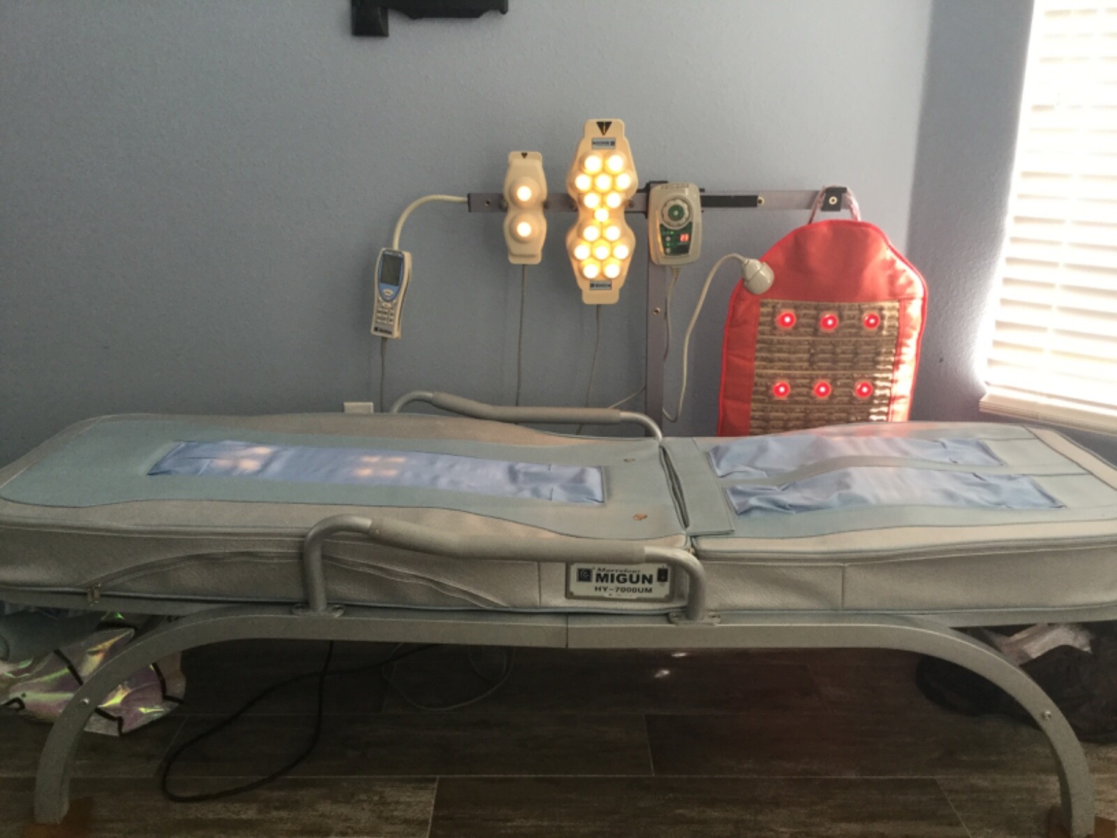 Migun bed table-’MassageEnergy CUSTOM-PEMF-Red Light pain relief traction System