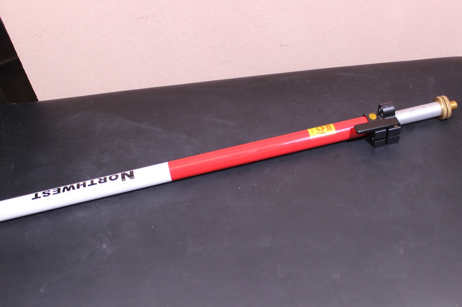 Northwest Aluminum Prism Pole with Compression Lock 2.5m (8.25 ft.) 90100