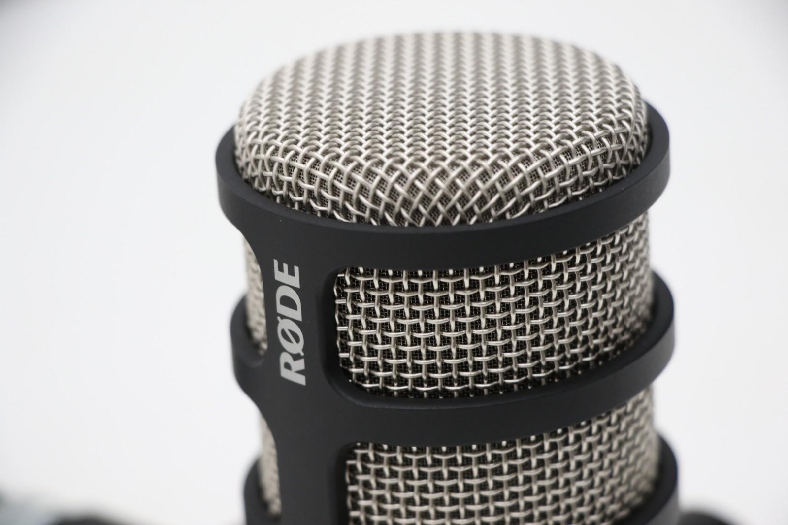 Rode PodMic Cardioid Dynamic Podcast Streaming Microphone