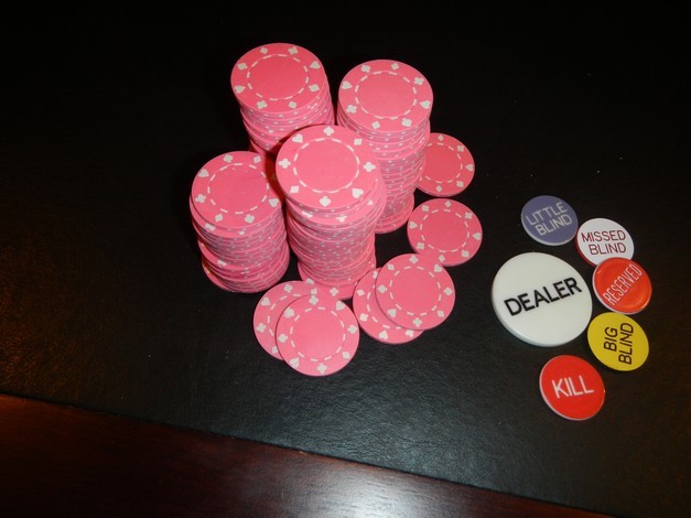 200 Pink 11.5 gram Suited Poker Chips + Dealer Button Set