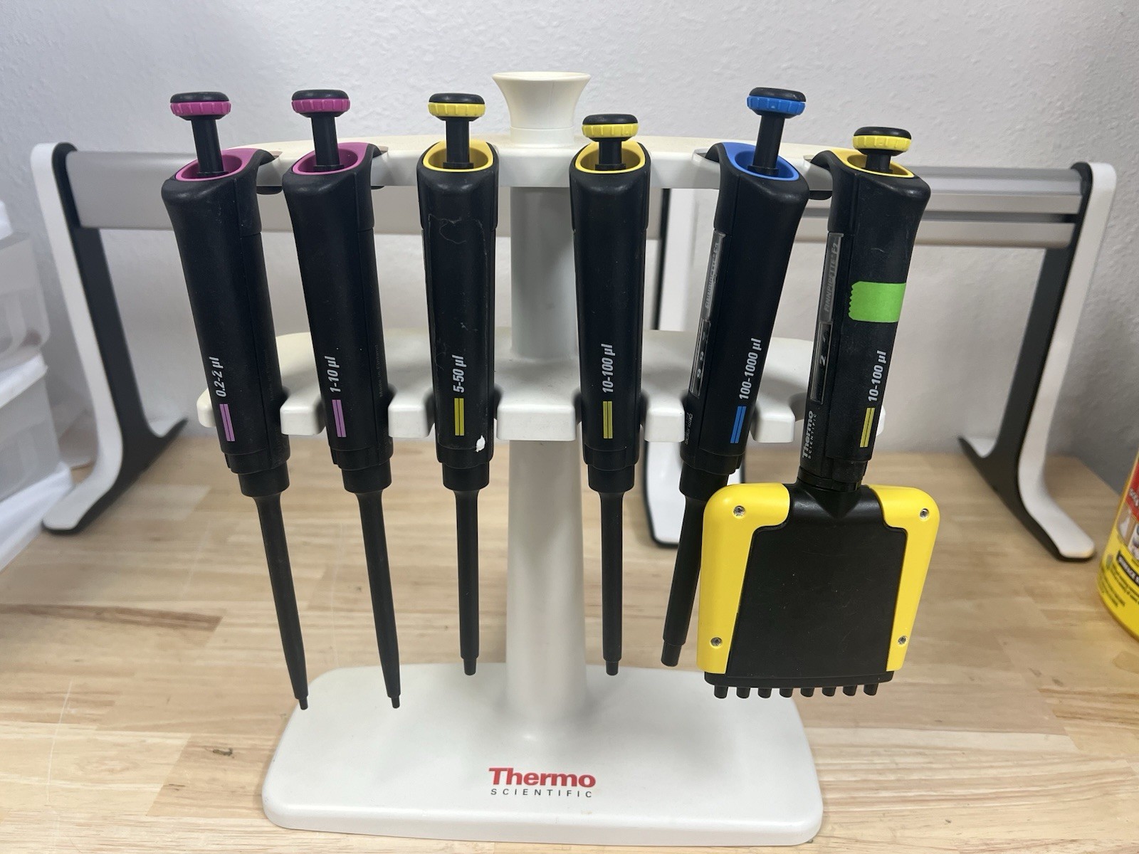Set Of 6 Thermo Finnpipette F2 Pipettes