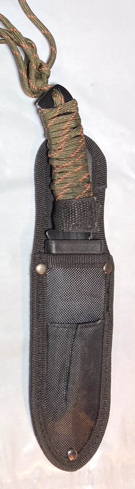 Ozark Trail 9”Fixed Blade Knife with Sheath Included Combo Edge Cord Handle GUC