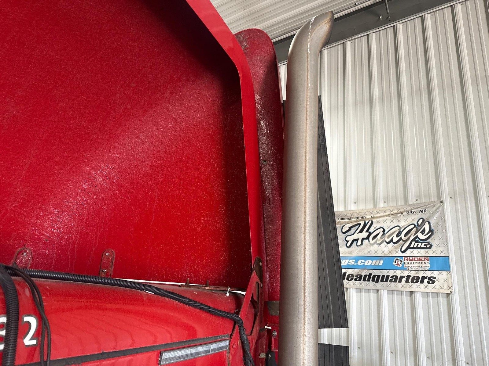 2008-2026 Freightliner CASCADIA RED Right UPPER Side Fairing/Cab Extender - Used