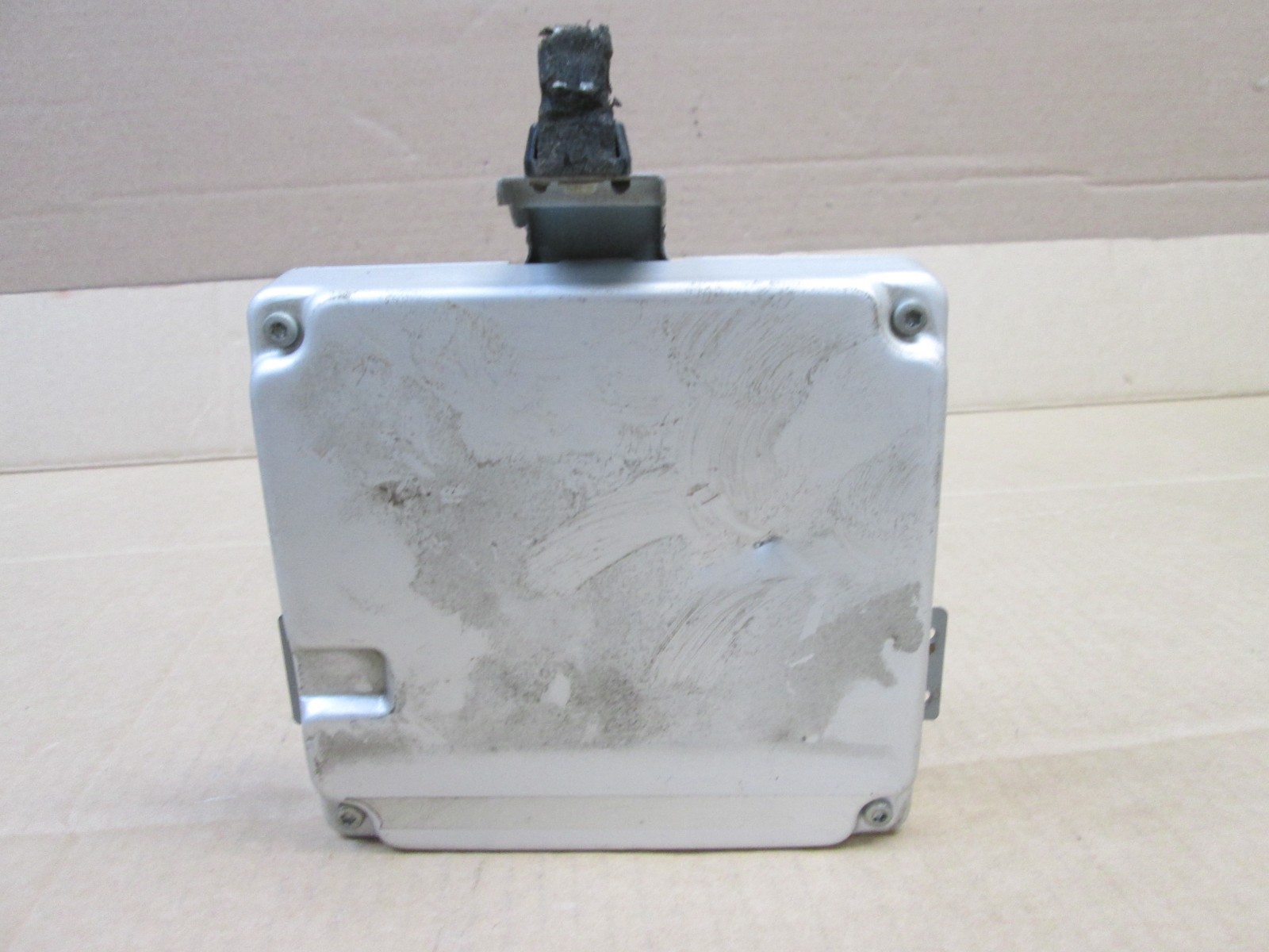 05 06 07 Toyota Corolla Engine Control Module Computer ECM ECU 89661-02K51