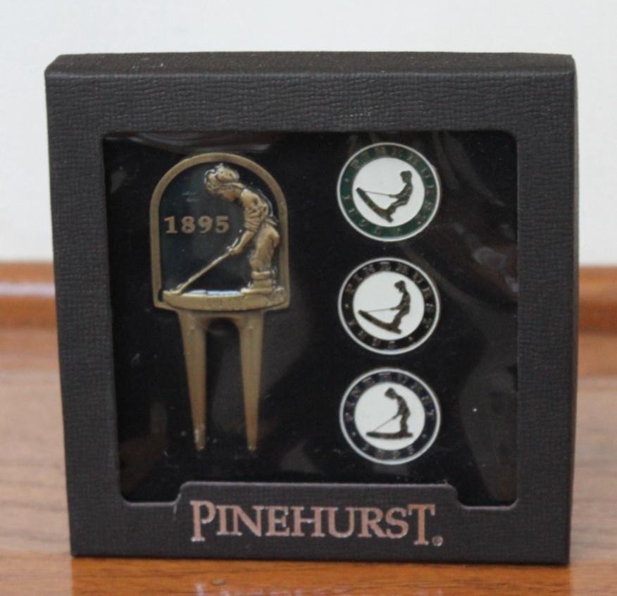 Vintage Pinehurst 1895 Divot & 3 Ball Markers GIFT SET - NEW