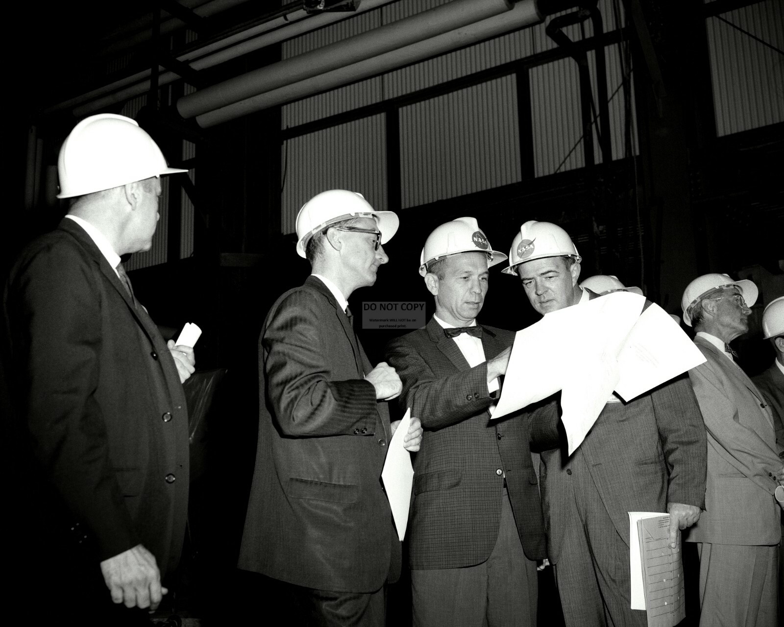 GEORGE MUELLER MAX FAGET CHARLES MATTHEWS @ MARSHALL CTR 8X10 NASA PHOTO (AA379)