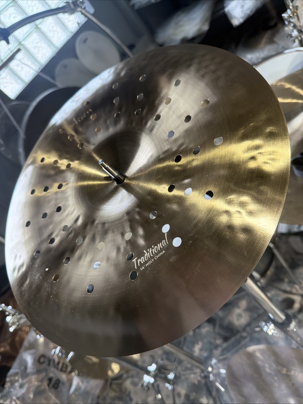 Aisen Cymbals Traditional Holy China 14”