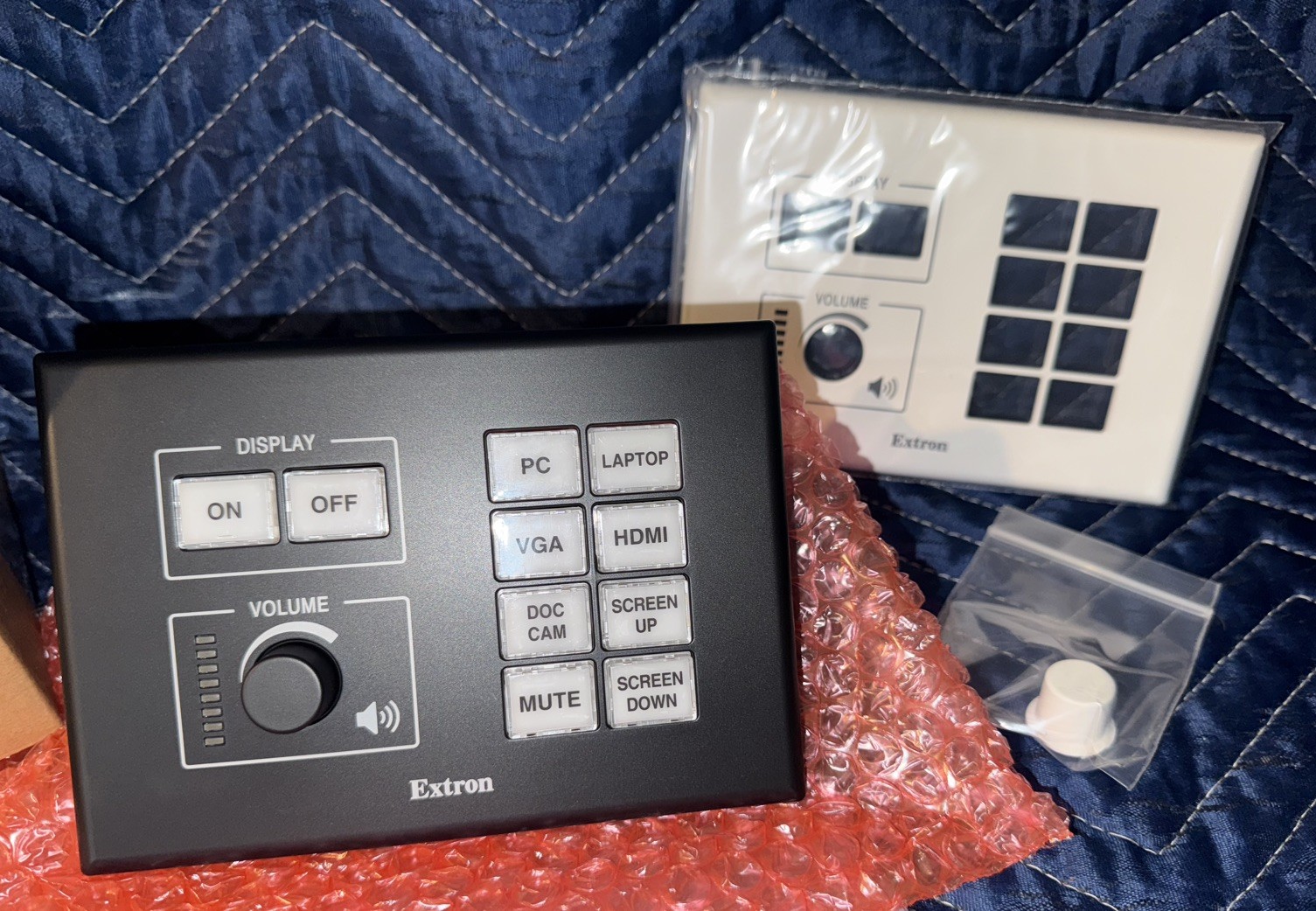 New in Box - Extron MLC Plus 200 Controller With Table Top Mount - Free Shipping