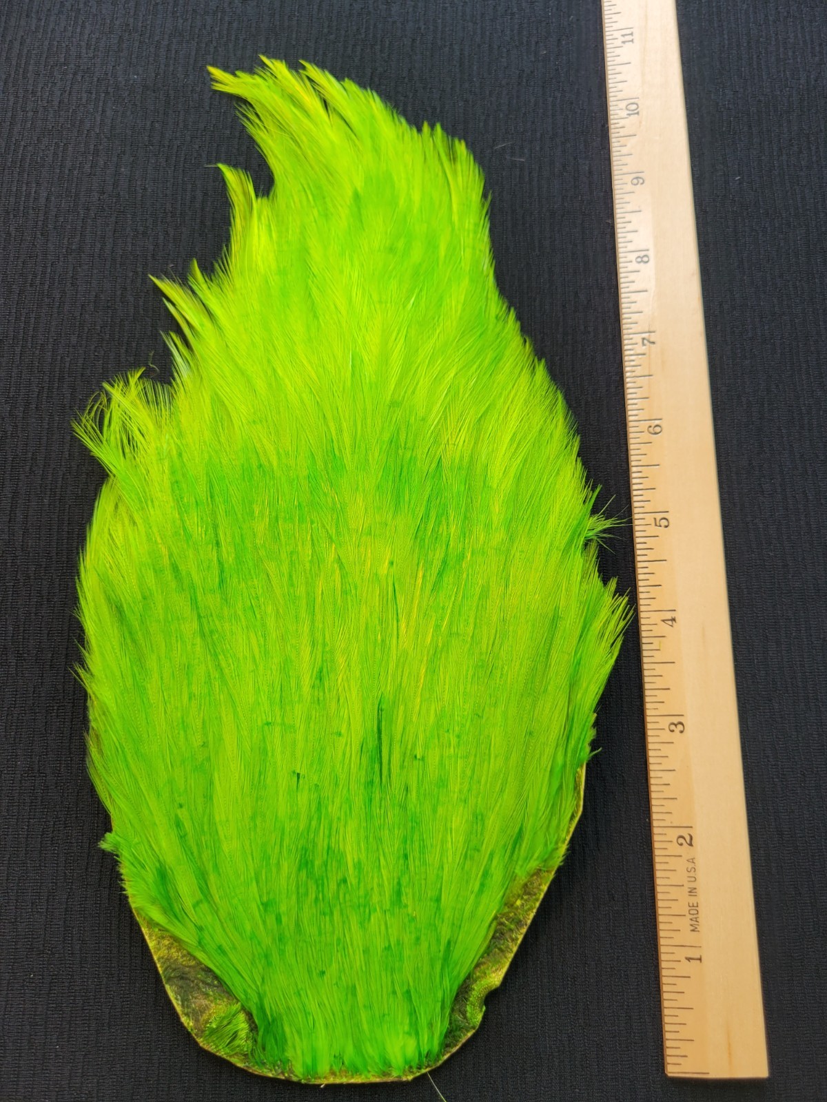Lot 522, Dyed YELLOW CHARTREUSE India Rooster Streamer Neck Cape Feathers Tying