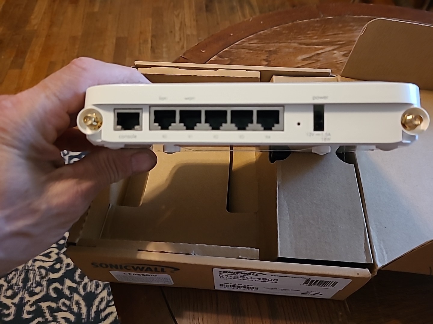 SonicWALL TZ 105 5-Port Firewall APL22-09B