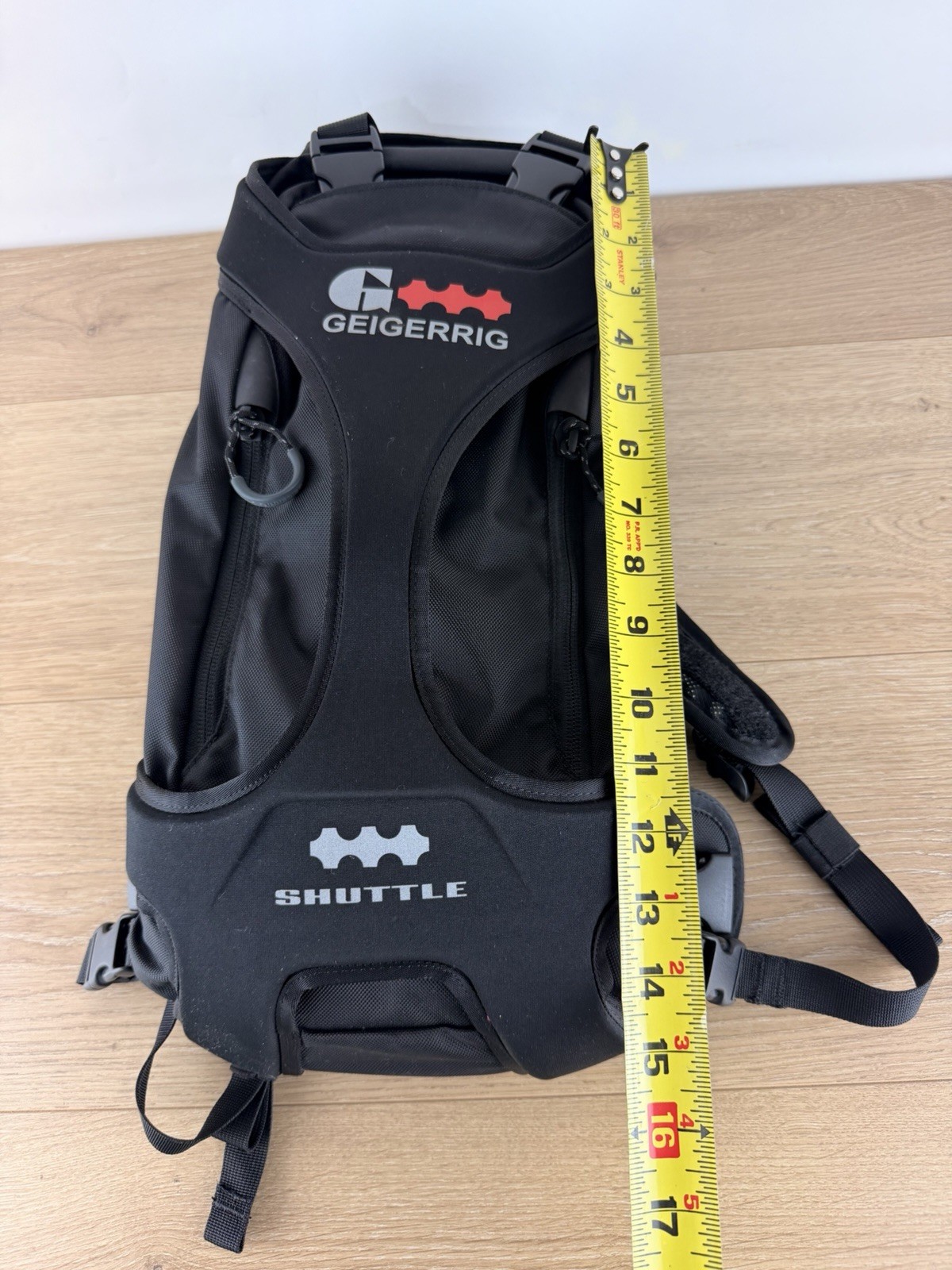 Geigerrig SHUTTLE 70oz Hydration Pack EUC! Backpack