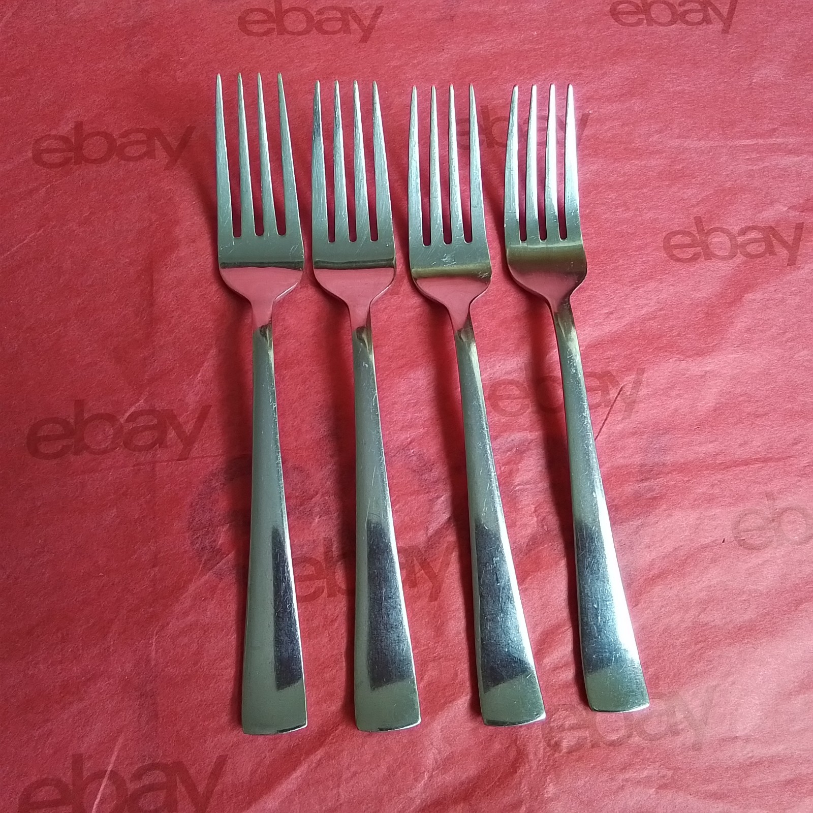 4 Oneida Avery Stainless Dinner Forks Glossy Flared Tip 8" China Pre-owned