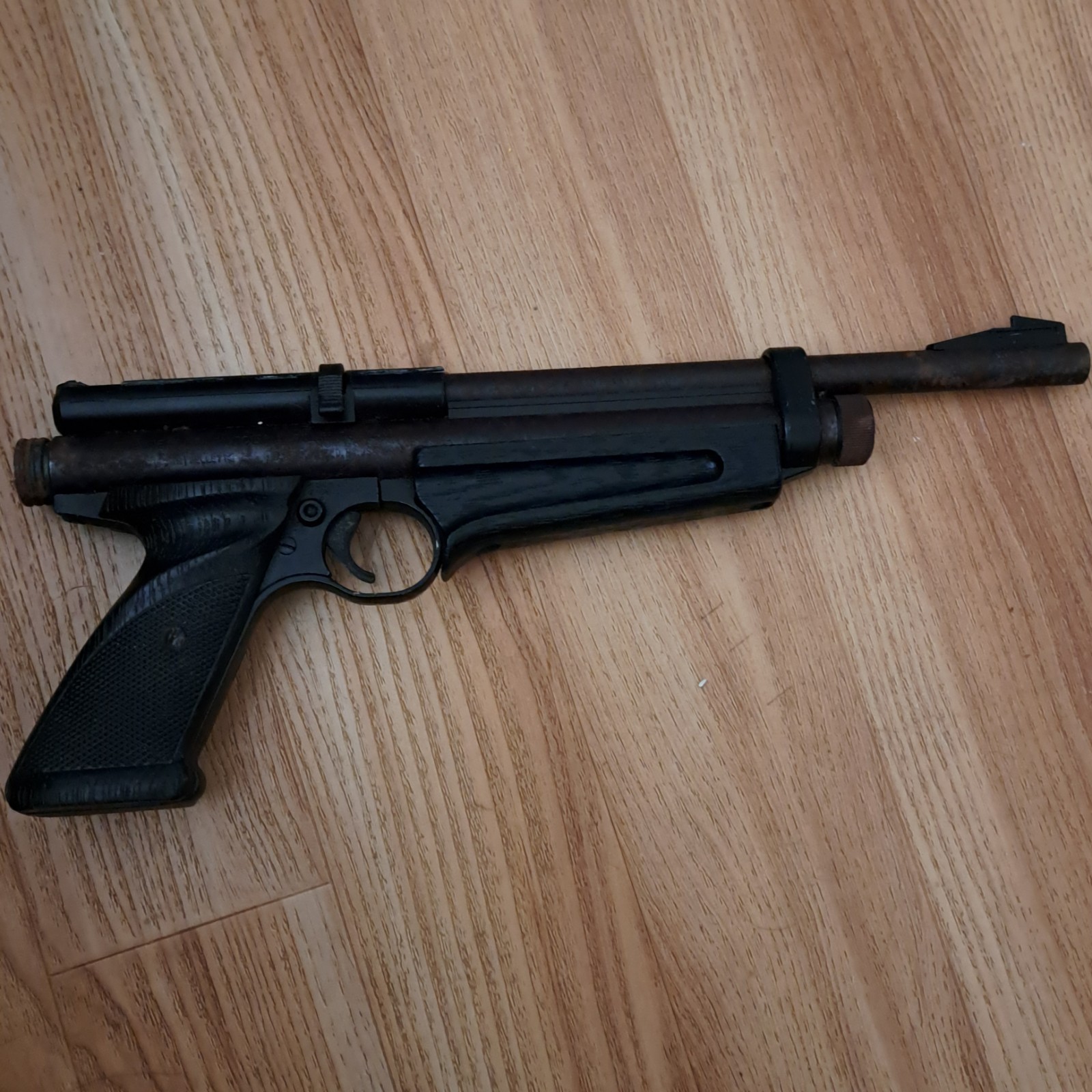 Crosman SSP-250 Silhouette Sport Air Pistol Co2 .177 Caliber Barrel Pellet BB