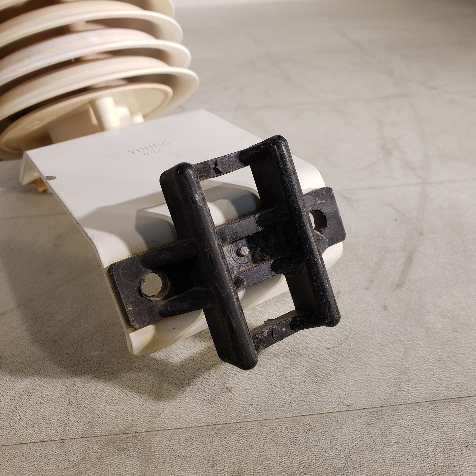 RM Young Multi Plate Radiation Shielding Temperature/Humidity Sensor Shielding