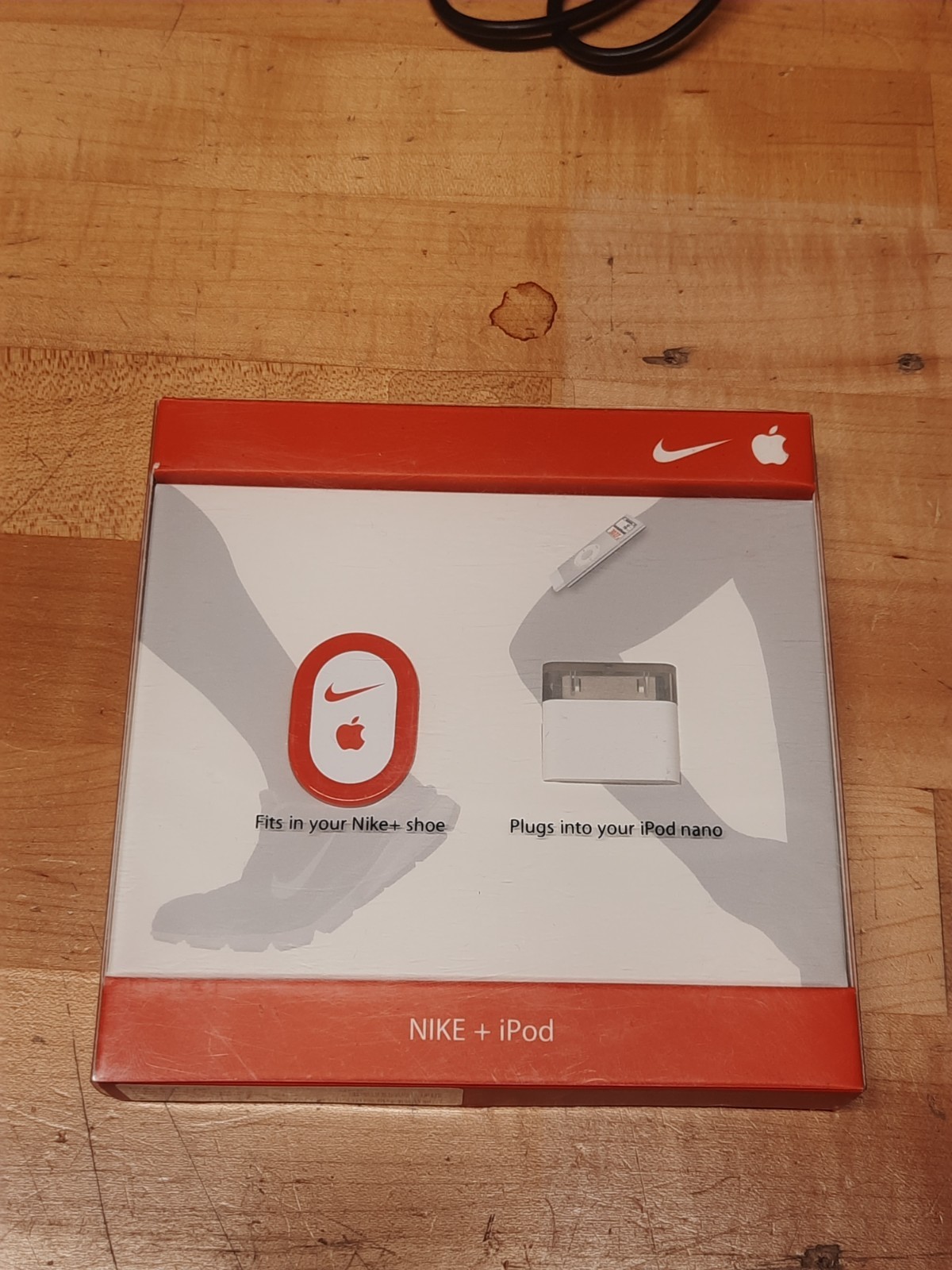 Nike + iPod Sport Shoe Sport Kit Sensor Wireless MA365LL/F Apple iPod White. NEW