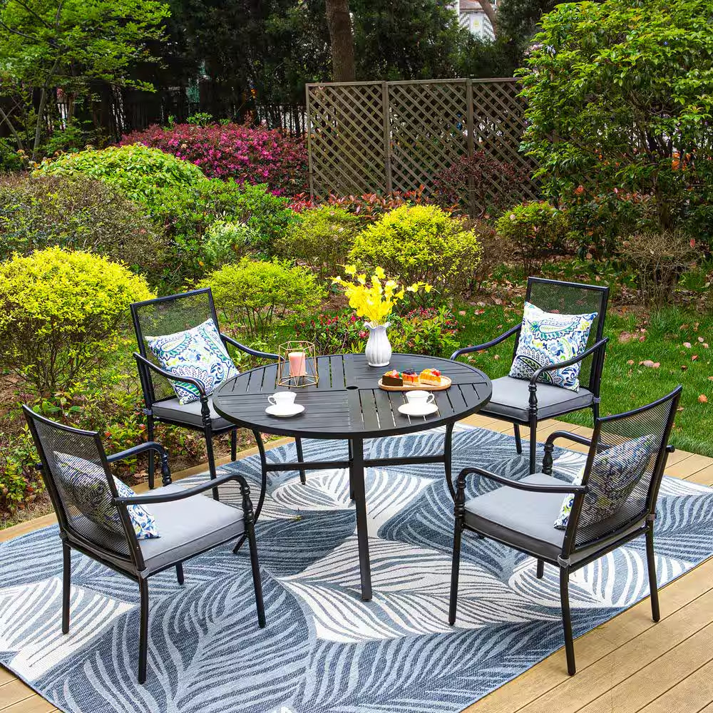 Black 5-Piece Metal Patio Outdoor Dining Sets with Stamped round Table and Gourd