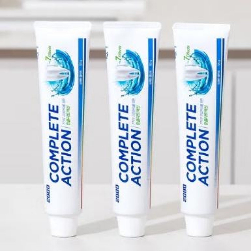 2080 Complete Action Toothpaste Cool Mint Flavor 125g x 3
