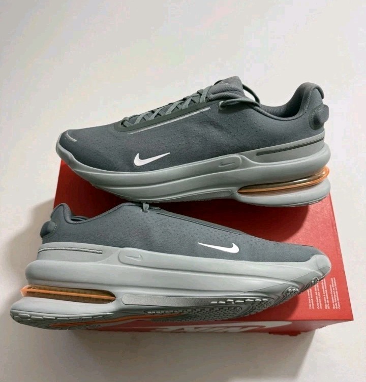 🔥New Men's Size 10.5 Nike Air Zoom Upturn SC Smoke Max Grey IB2746-003 Rare🔥
