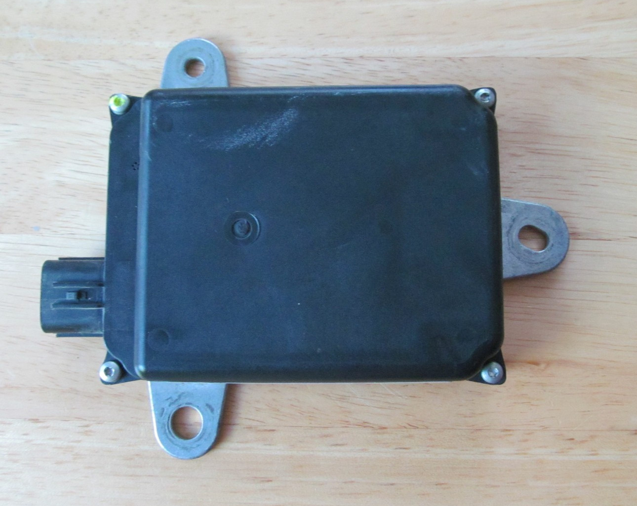 2016-2020 TOYOTA MIRAI BLIND SPOT MONITOR SENSOR 88162-62010 OEM