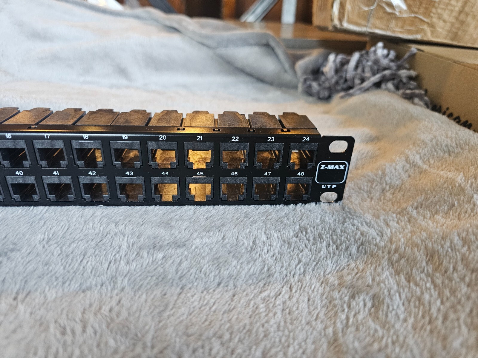 SIEMON Z PNL U48E Z MAX SHIELDED EMPTY PATCH PANEL 48 PORT