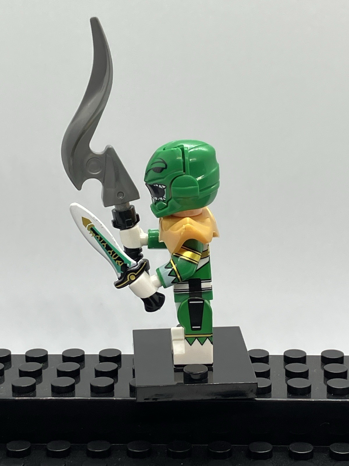 Green And White Custom Power Rangers Mini Figure Set